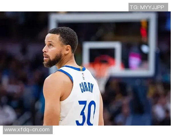 库里谈对手防守策略:要不断变化保持攻击性 库里谈对手防守策略:要不断变化保持攻击性