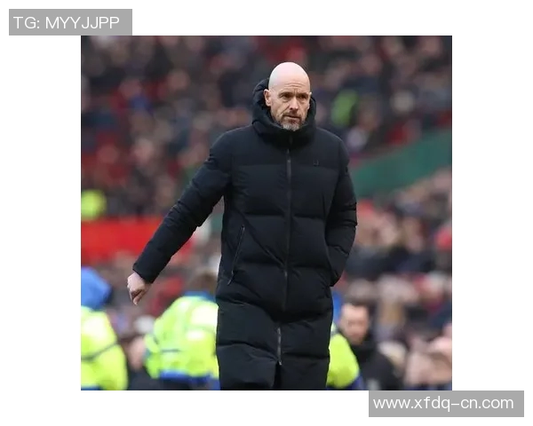 曼联宣布解雇主帅滕哈赫，球队管理层坚持决定进行重组调整
