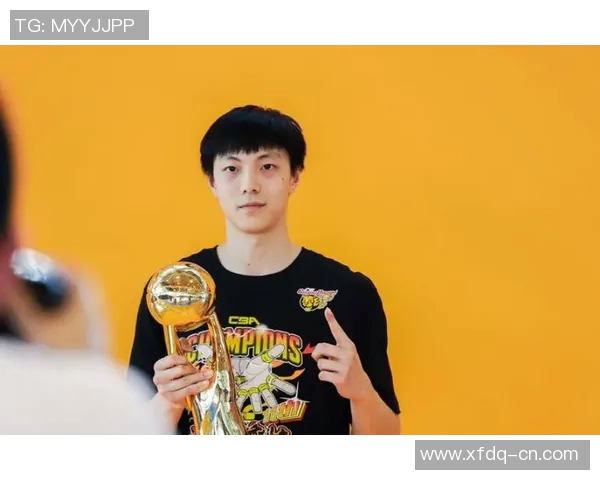 阿列克谢-施韦德回归CBA赛场，成为球队得分王